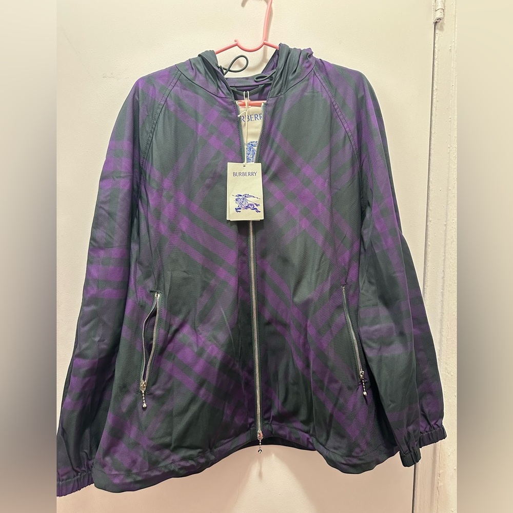 Burberry Women's Check Nylon-Windbreaker Jacket- new with tag - size Large
